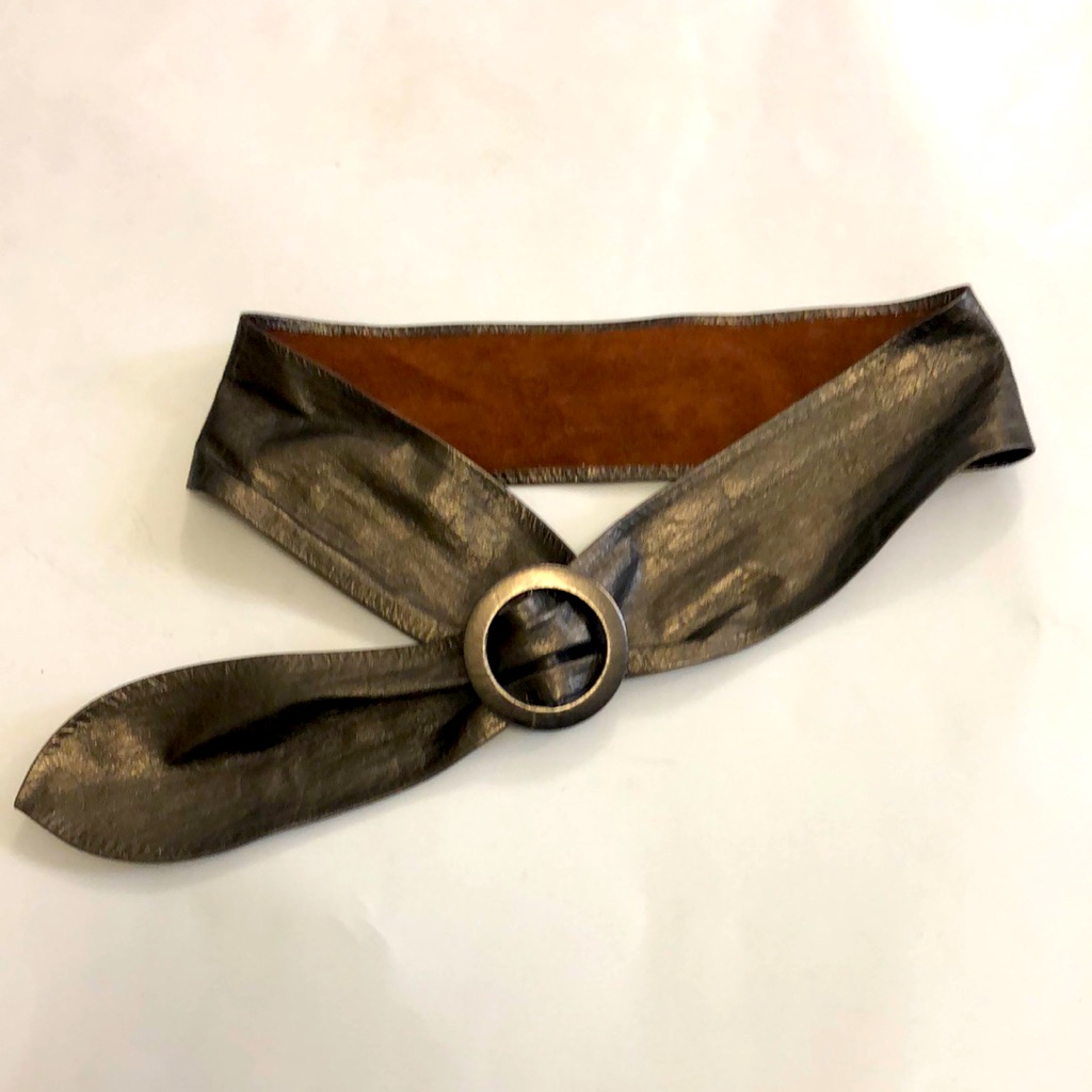 Oster Elegant Leather Metallic Belt Vintage 37 Inch Length Excellent Condition